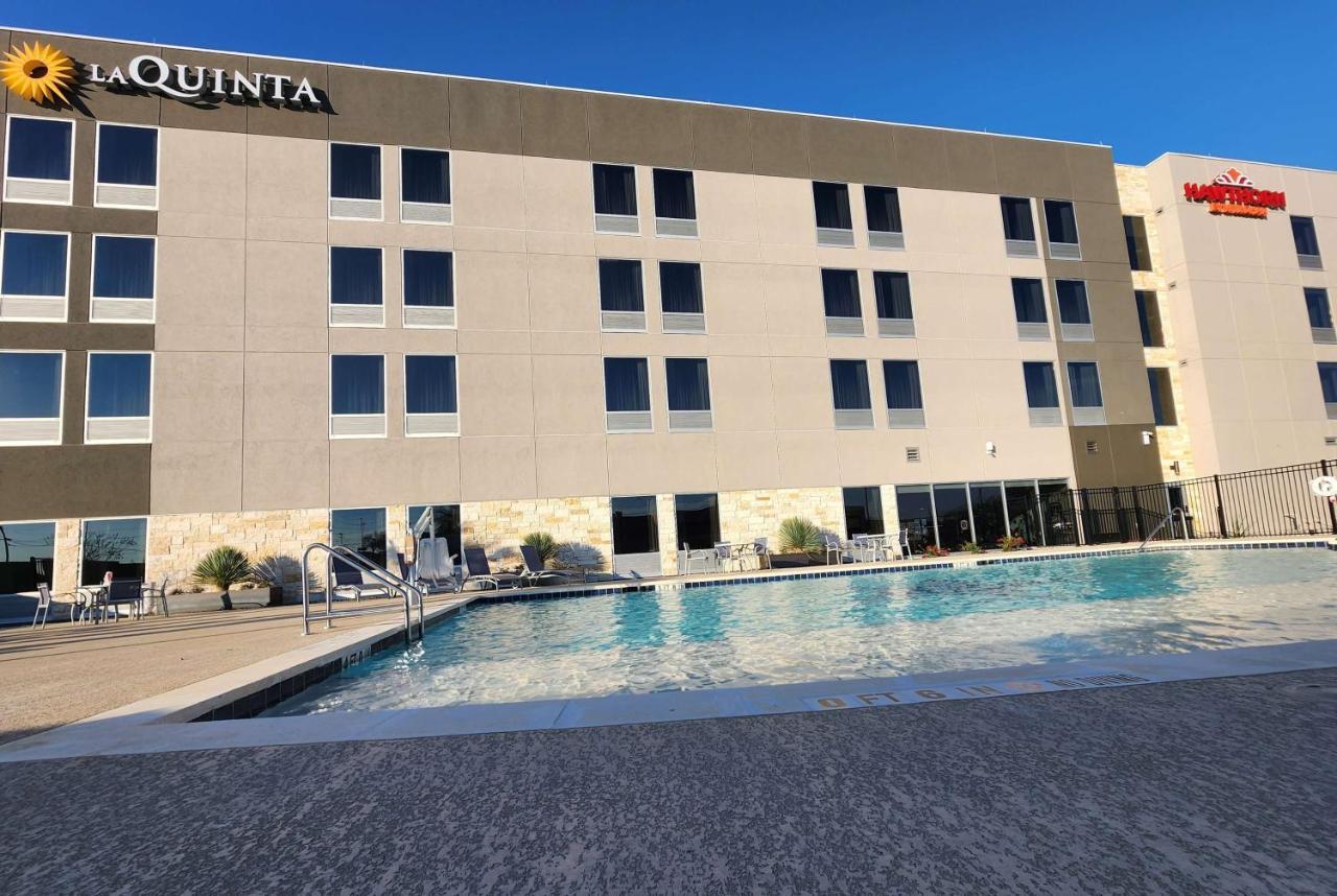 Hawthorn Suites By Wyndham Del Rio Eksteriør billede